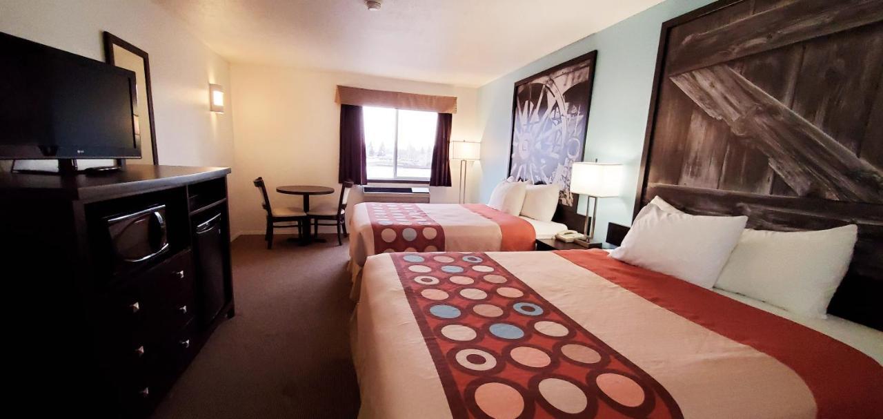 Westlake Inn Strathmore Dış mekan fotoğraf